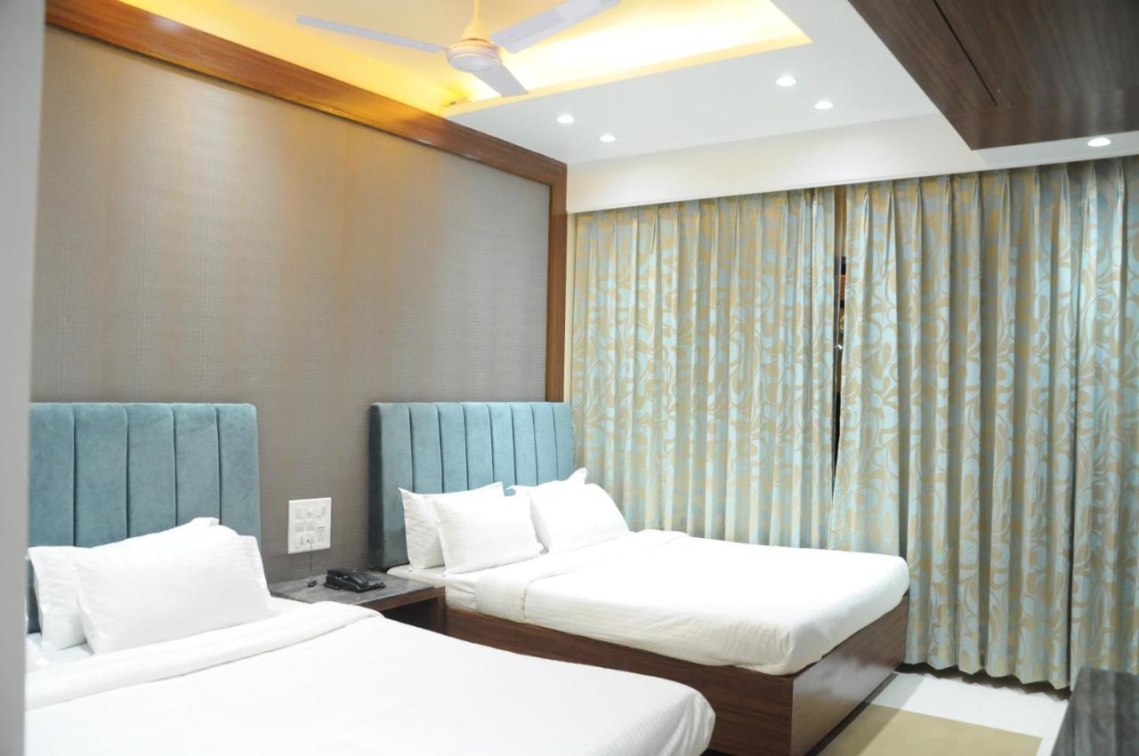 Hotel City Heart Ширди Номер фото